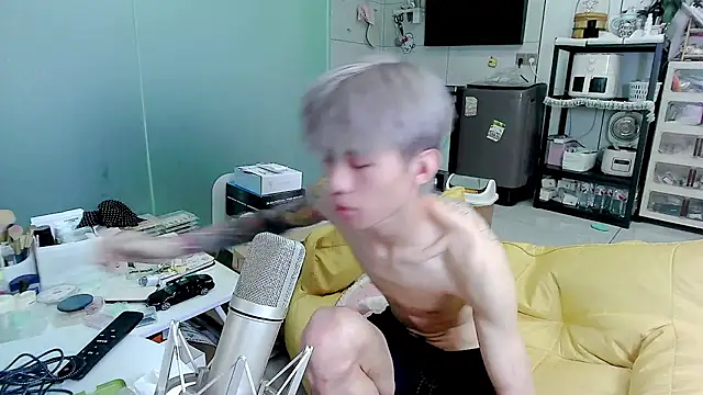 KPL-11 live cam on StripChat