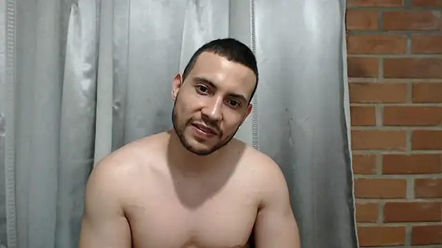 Armando_2002 live cam on StripChat