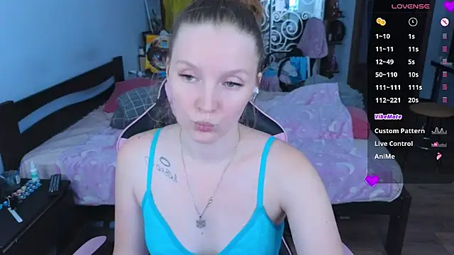 Mary_Blu live cam on StripChat