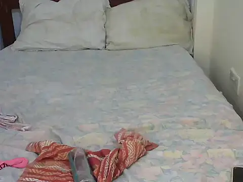 Ebony_fine webcam