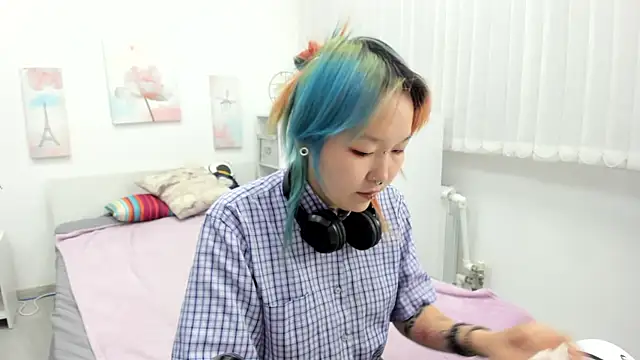 Cute__Kiko webcam