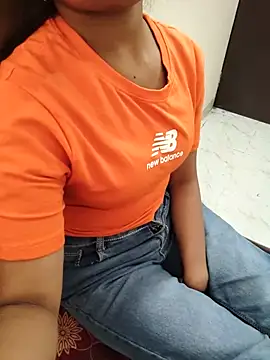 yours_queen_ webcam