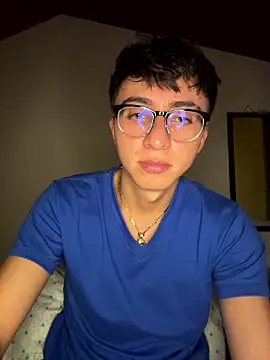 CamiRojas_boy webcam