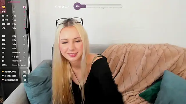 Karolina_brand live cam on StripChat
