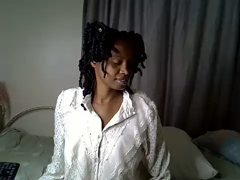 Sexxyjey live cam on StripChat