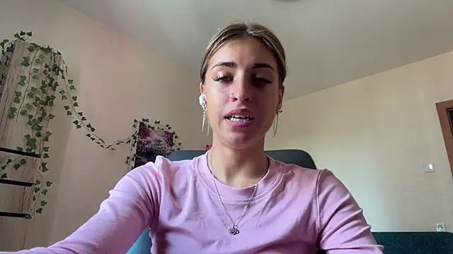 Rossy_S live cam