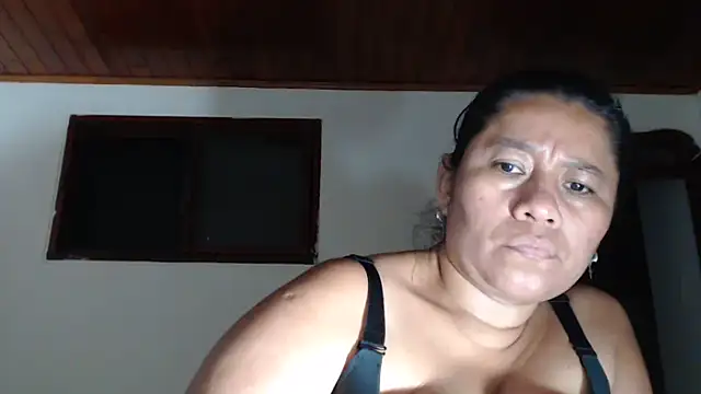 adrixxx38 live cam on StripChat