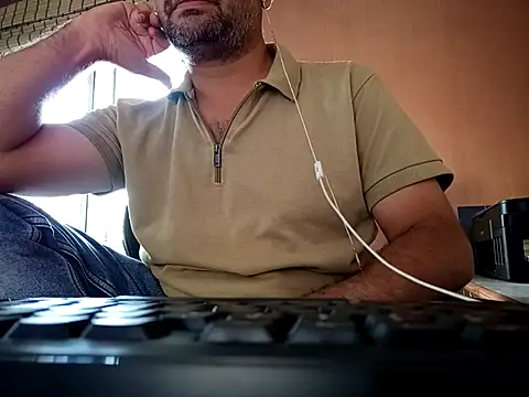 daddys_pen live cam on StripChat