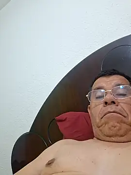 eros3442 live cam on StripChat