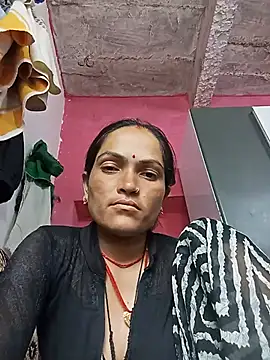 HOkajal78 live cam on StripChat