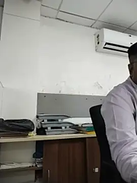 desi_lodo_gujju_boy (Ask my age) - GM🔥Add me in Favourite  Office Time