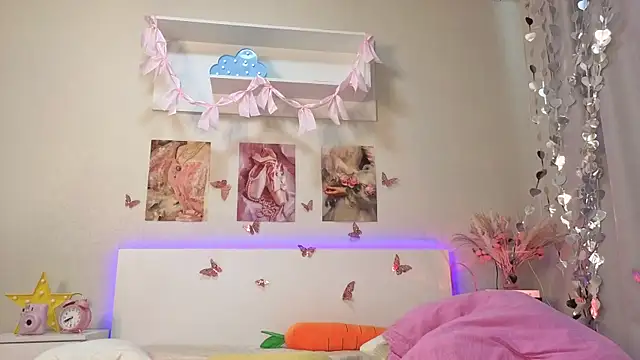 Milly_Lane live cam