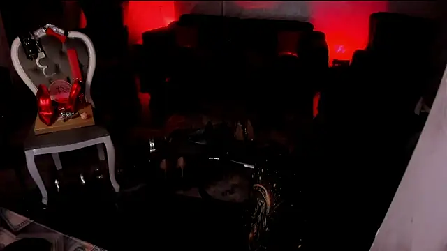FinDomGod live webcam
