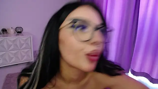 RavenFoxxy webcam
