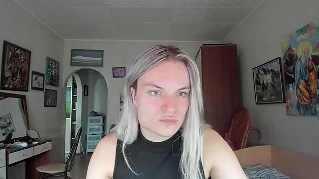 milliKira006 live cam on StripChat