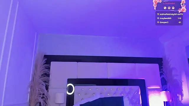 SummerLuna webcam