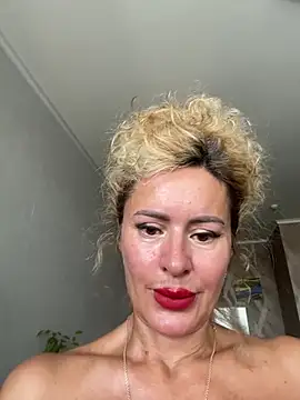 Tania201243