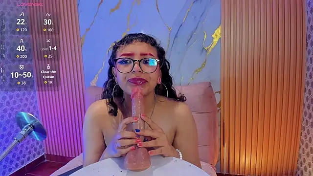 Willow_Levine webcam