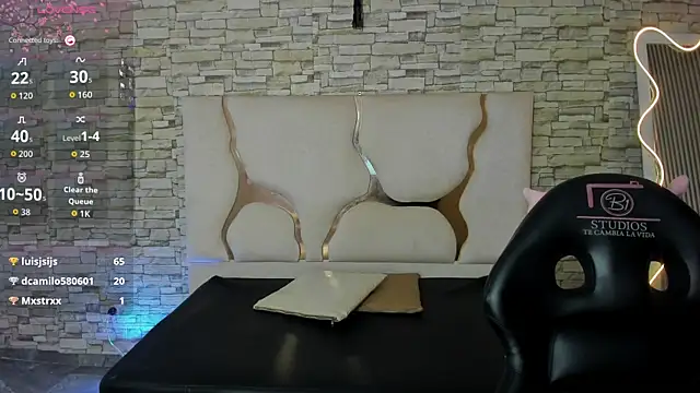 Laulin_tay webcam