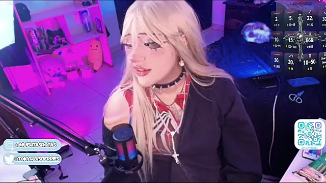 toky_doll webcam