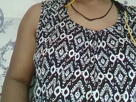 rakhi_yadav live cam on StripChat