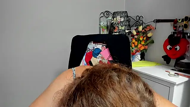 Adelewildx webcam