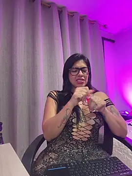 Noa_rousse01 live cam on StripChat