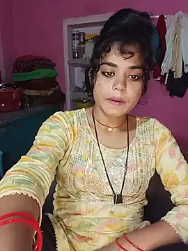 Mahi_Love0143 live cam on StripChat