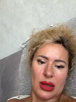 Tania201243