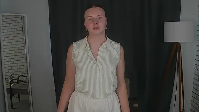 IsobelBoderick live cam on StripChat