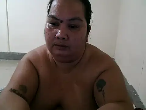 xxbigboootyxx live cam on StripChat