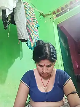 Joohi_Chawla143 live cam on StripChat