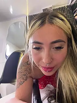 ManuelaVeeleez webcam