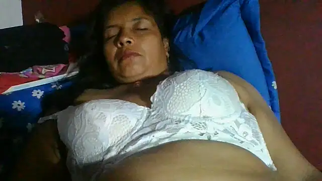 DianaOchoa_ live cam on StripChat