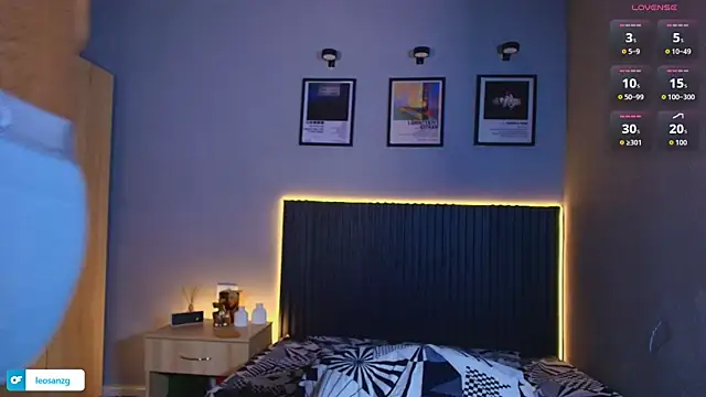 Leo_Savage_ webcam