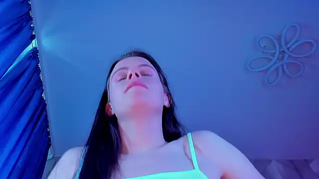 Alanna_Pow webcam