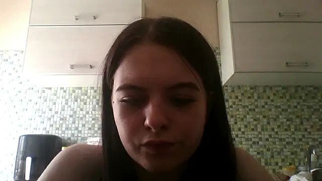 KikiAmino webcam