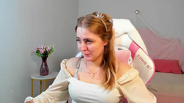 EllaBells live cam on StripChat