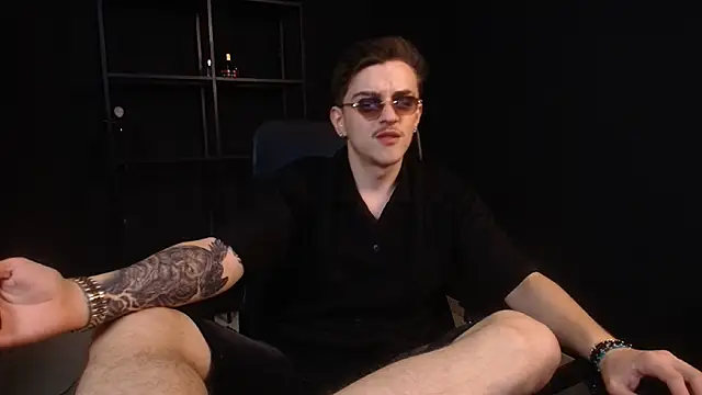 FelixStarkk live cam on StripChat