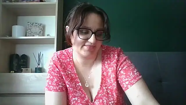 sensual_paris live cam on StripChat