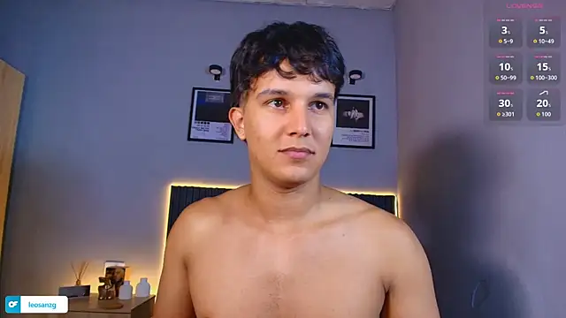 Leo_Savage_ live cam on StripChat