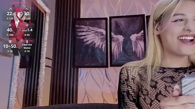 Angel-dragun live cam on StripChat