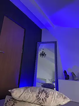 BellaKarma live cam on StripChat