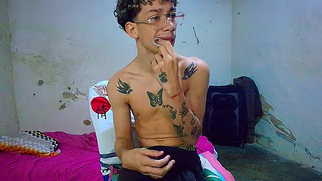 mateodeamjo live cam on StripChat