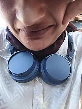 MisyonerNur live cam on StripChat