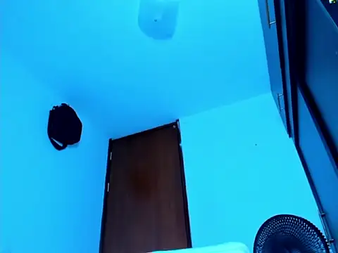 iamricardo_x live cam on StripChat