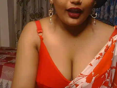 Wow-ruchi live cam on StripChat