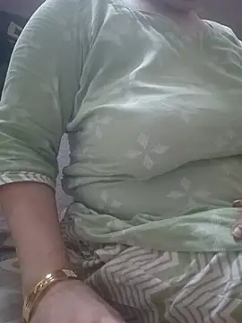 Jeya_thakur live cam on StripChat