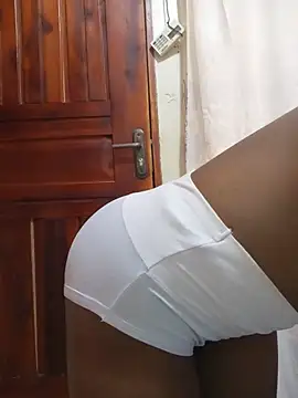 DaisyHarperr live cam on StripChat