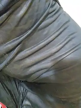 CuteSarikaLIVE webcam